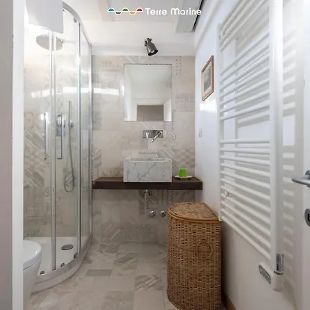 Apartament La Dimora Dei Poeti, Terremarine *